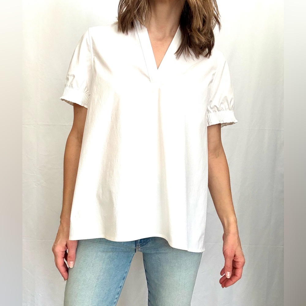 Athleta White v-neck hi low short sleeve blouse smock size XXS